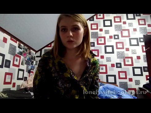 ❤️ Xwendekarê ciwan blonde ji Rûsyayê ji dîkên mezintir hez dike. ❤❌ Super seks li me